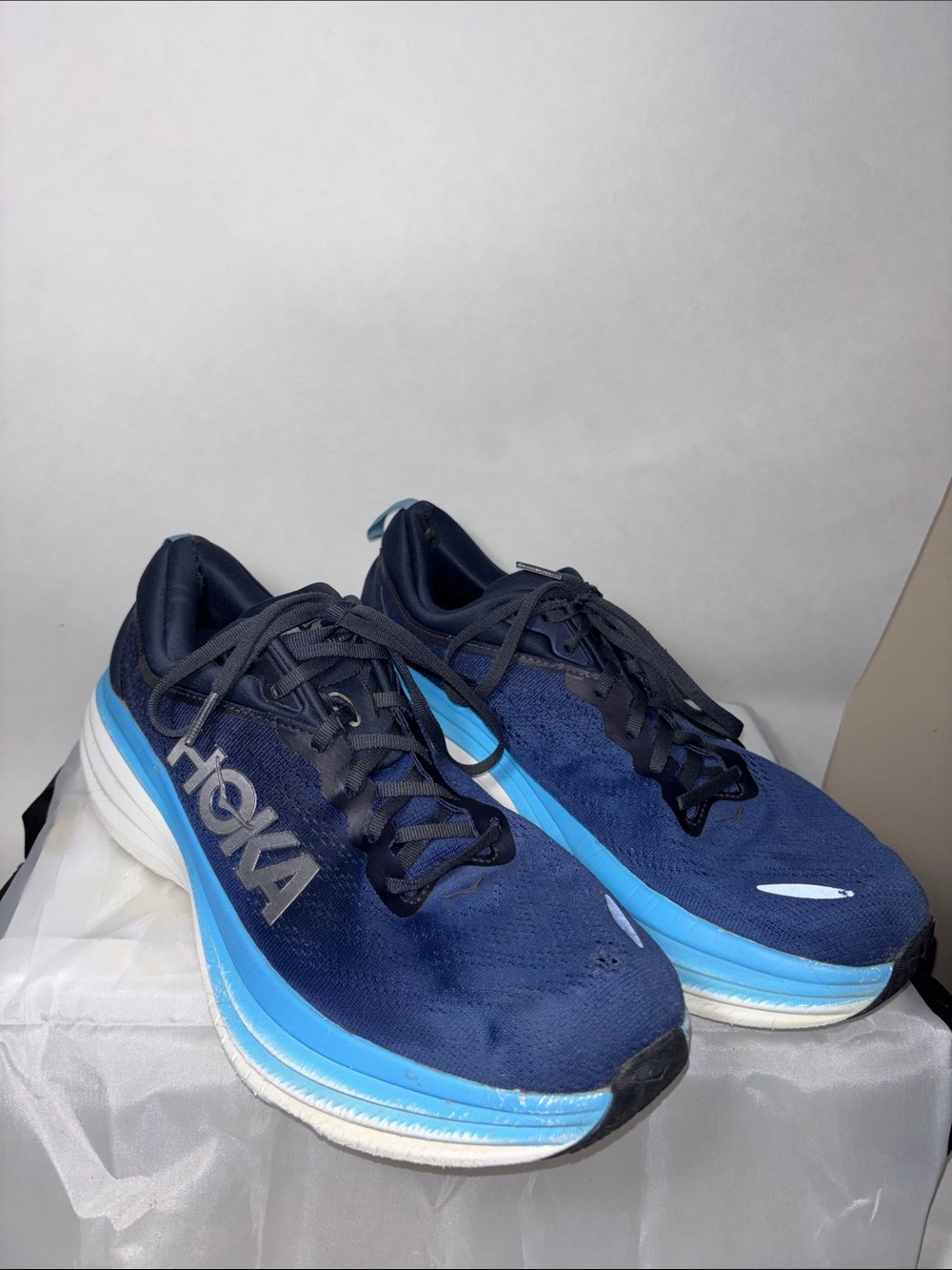 Hoka Bondi 8 Sneakers in Navy and Light Blue